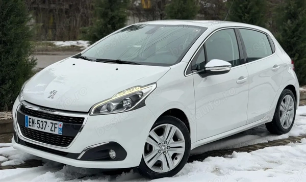 Peugeot 208 Facelift Allure 06.2017 Carplay Navigatie 100 CP 1.6 BlueHdi