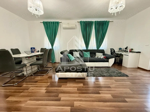 Apartament cu 3 camere, de vanzare, Zona Lipovei, Timisoara — fotografia 1