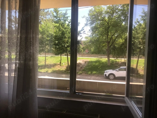Apartament ultracentral cu garaj în Lugoj — fotografia 3