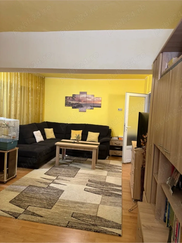 Apartament 4 camere în Turda,centru — fotografia 3