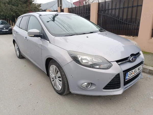 Ford Focus unic proprietar,2013, fiscal pe loc,1.6 diesel,Pret 3200 EURO,Detalii