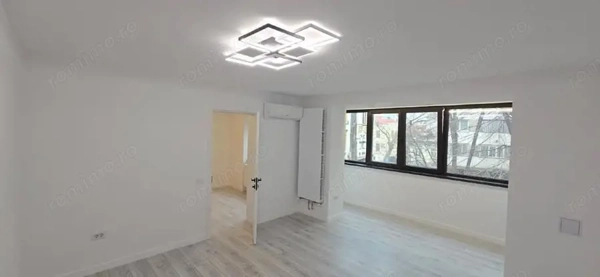 Apartament 2 camere, Cișmigiu-Plevnei, renovare nouă, vedere frumoasă — fotografia 2