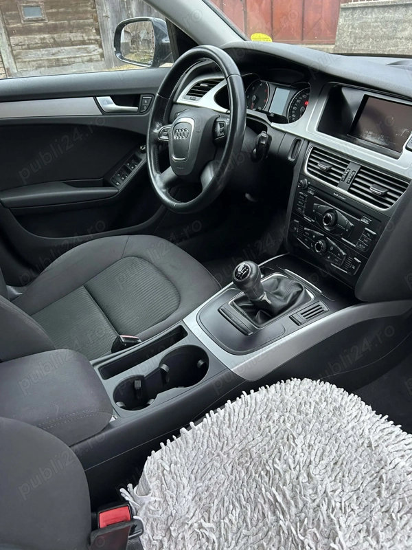 AUDI A4 2011