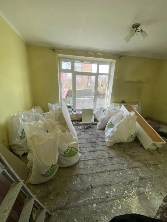 Garsonieră în curs de renovare, 34 mp, zona Centru — fotografia 1