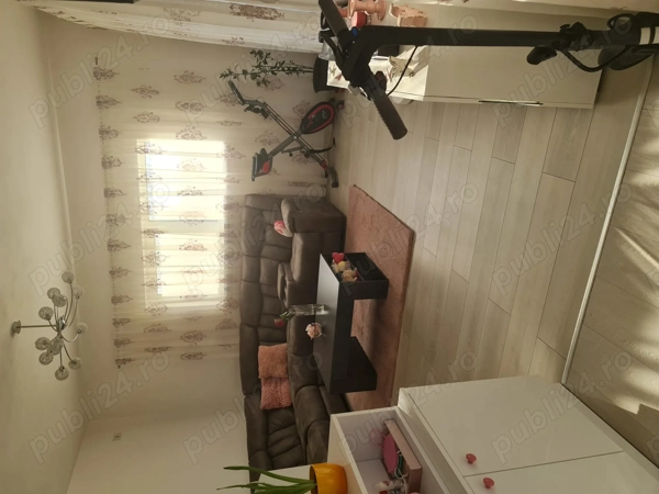Triplex mobilat si utilat Sanandrei