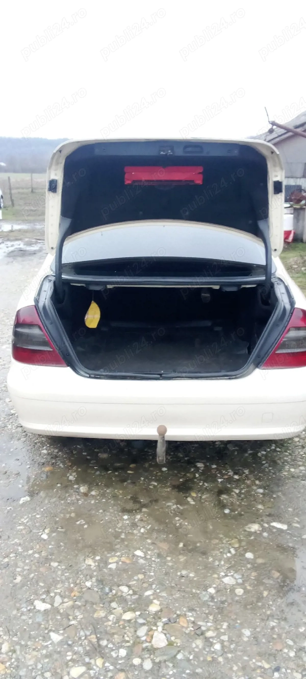 MERCEDES-BENZ E-Class 2009 — imagine 8