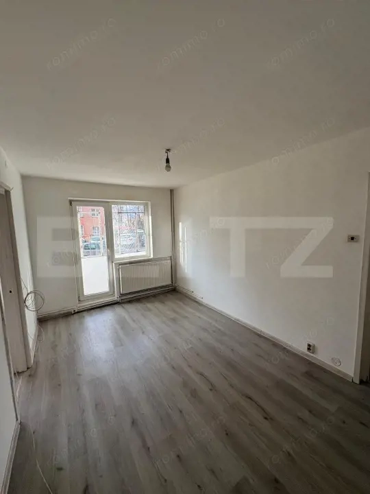 Apartament 2 camere, 38 mp, zona Dâmbu — fotografia 1