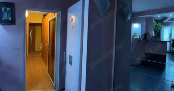 Zona Torontalului, apartament 3 camere, decomandat, etaj 4 din 5, chirie 420 euro