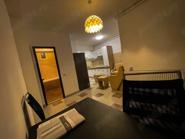 Inchiriez Studio 46 MP Ghimbav mobilat si utilat parcare — fotografia 1