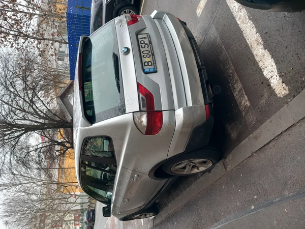 Vănd BMW x3 e83