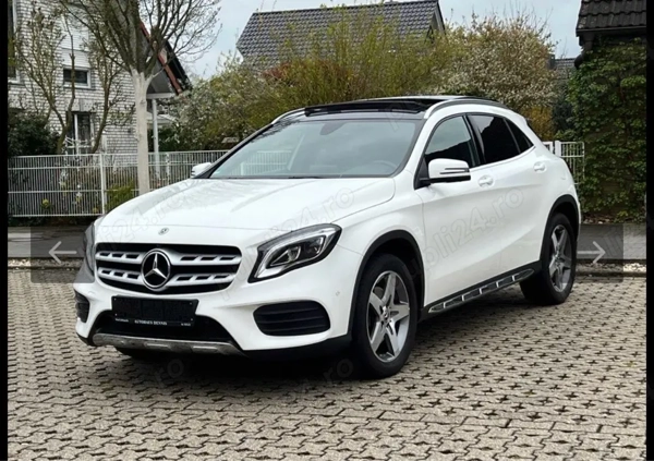 Mercedes Benz