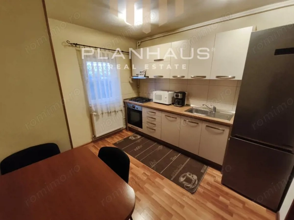 Apartament 4 camere, 103 mp, Strada Gării, Baia Mare, bloc izolat — fotografia 3