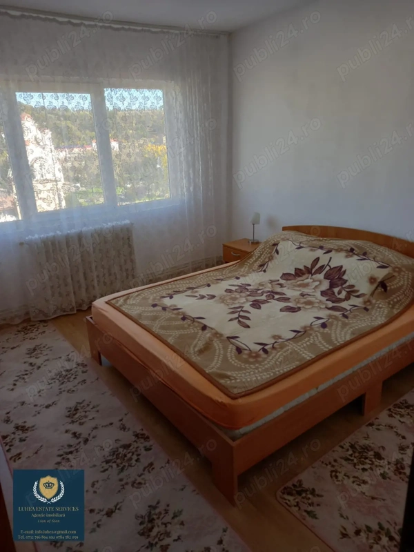 Apartament cu 3 camere, zona Cinema Dacia, Reșița — fotografia 3