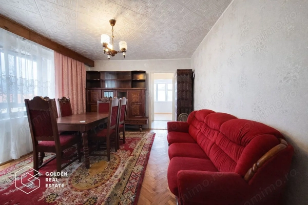 Apartament 3 camere, etaj 3, oras Lipova — fotografia 3