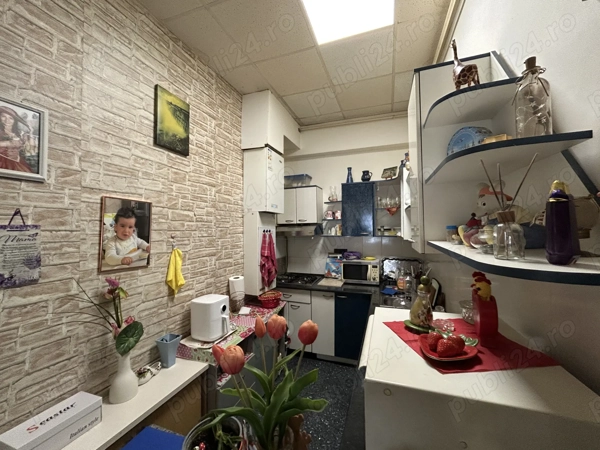 Vand apart.2 cam.st.70 mp.pe str.Prapogescu,pe mal — fotografia 3