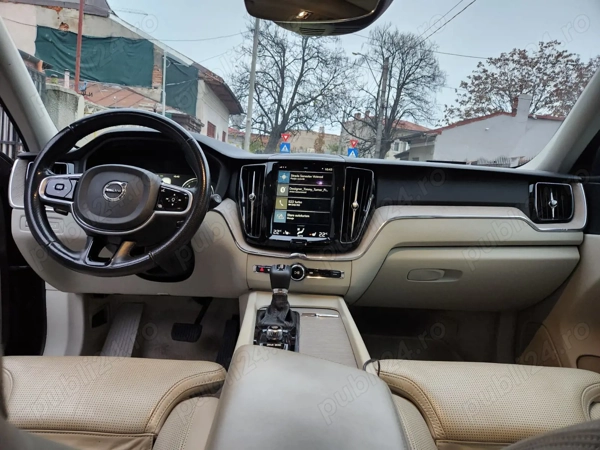 VOLVO XC60 2018 — imagine 7