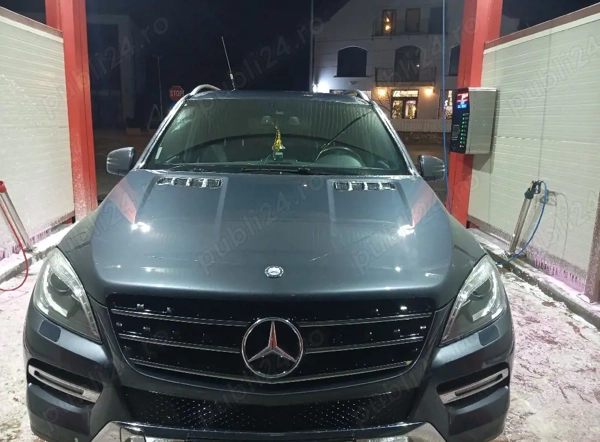 MERCEDES-BENZ ML-Class