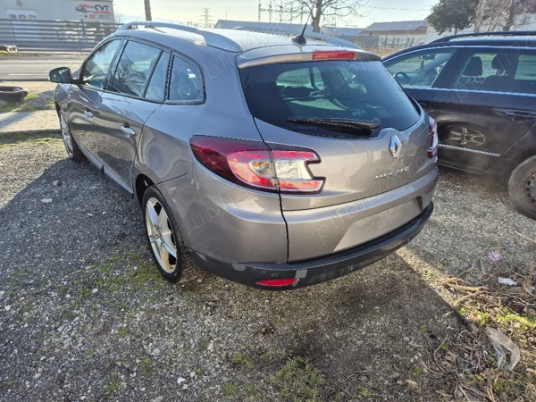 RENAULT Megane 2010 — imagine 6