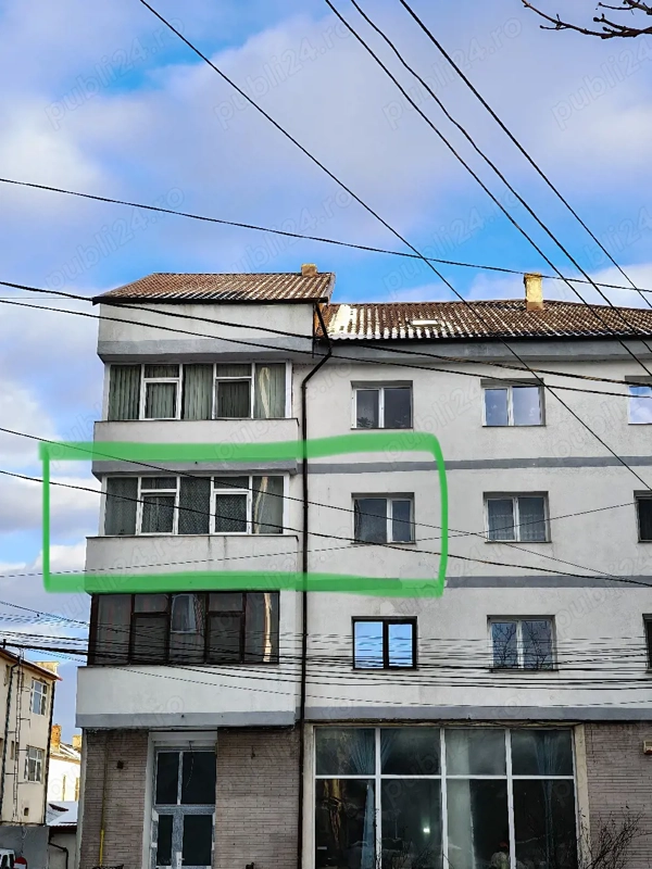 Vand apartament ultracentral cu 3 camere — fotografia 1