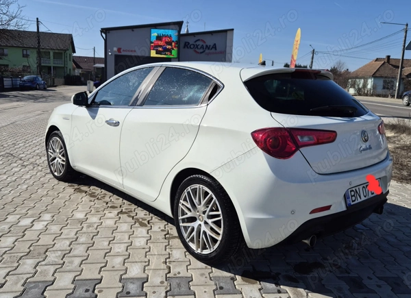 ALFA ROMEO Giulietta 2014 — imagine 2