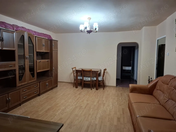 Inchiriez apartement 2 camere spatios cu centrala proprie in zona Bucovina — fotografia 3