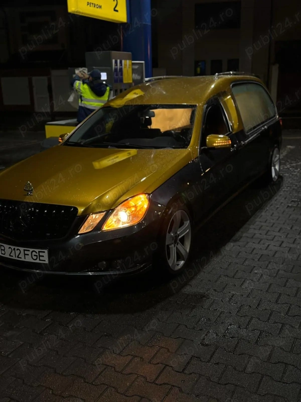MERCEDES-BENZ E-Class 2011 — imagine 3