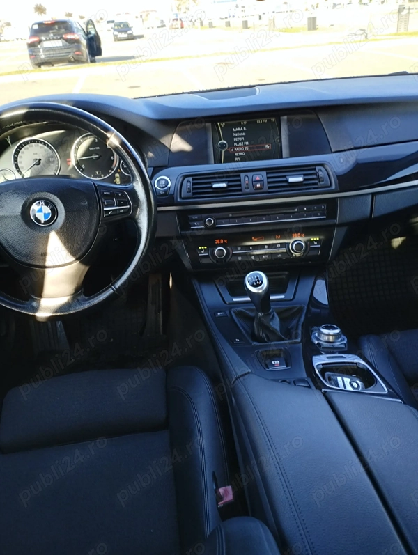 BMW 5 Series 2011 — imagine 6