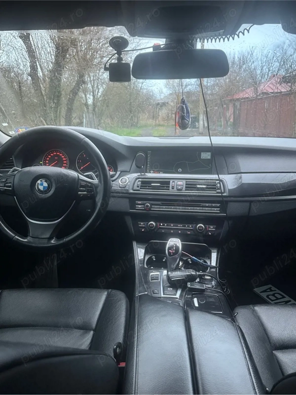 BMW 5 Series 2011 — imagine 7