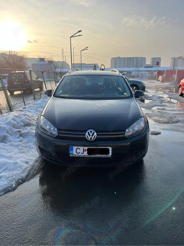 VOLKSWAGEN Golf 2010