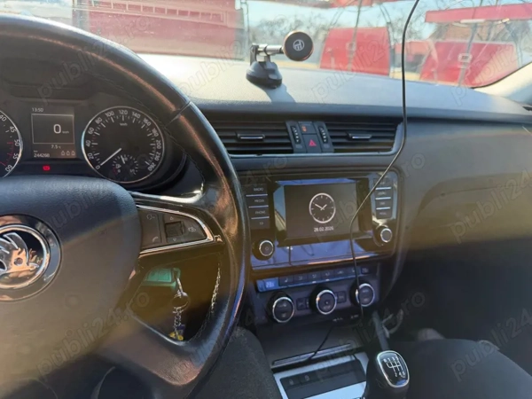 SKODA Octavia 2015 — imagine 5