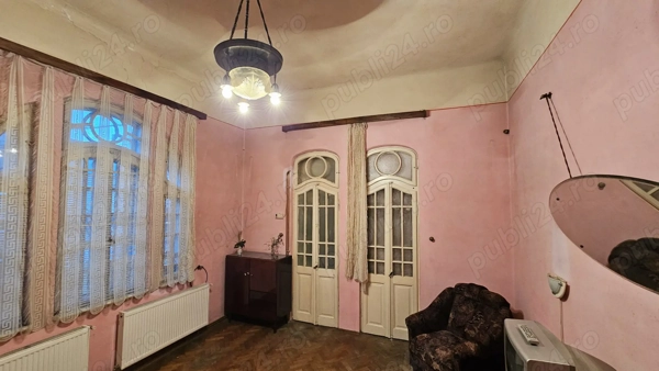 ULTRACENTRAL 2cam casă tip duplex -Ideal locuință sau investiție — fotografia 2