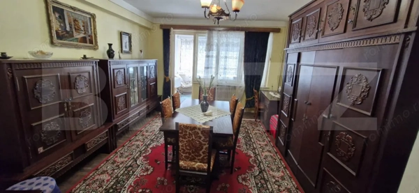 Apartament 3 camere, 116 mp, Găești – zonă centrală — fotografia 3