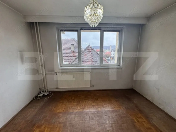 Apartament cu 3 camere, etaj intermediar - Grigorescu — fotografia 3
