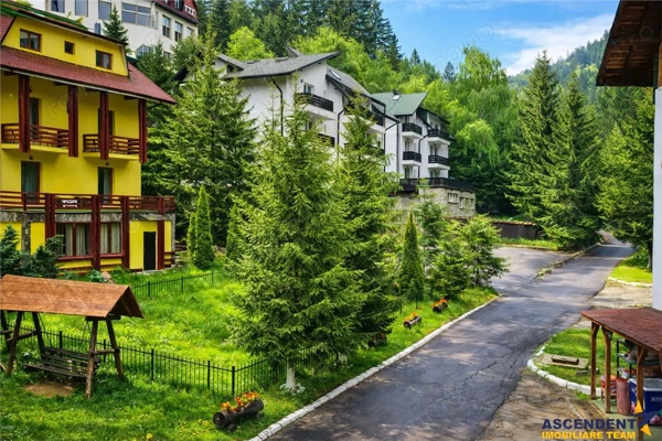 Tur LIVE! Refugiu in ambientul special al statiunii Poiana Brasov — fotografia 1