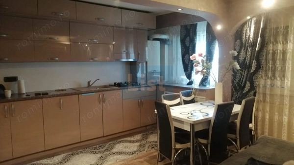 Apartament 3 camere, strada G-ral Eremia Grigorescu (Garii) — fotografia 3