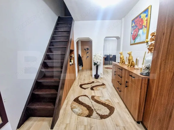 Apartament la casă cu curte privată - Velenta — fotografia 3