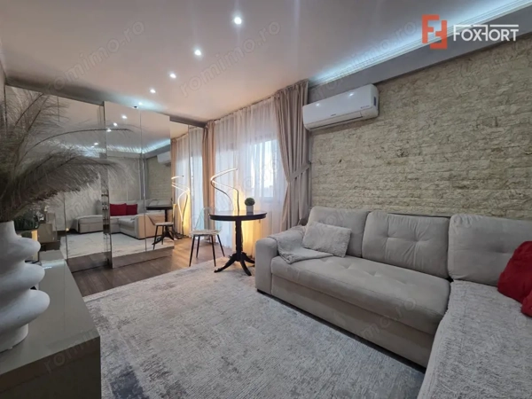 Garsoniera moderna cu balcon de vanzare 32 mp utili | Banu maracine Arad — fotografia 1