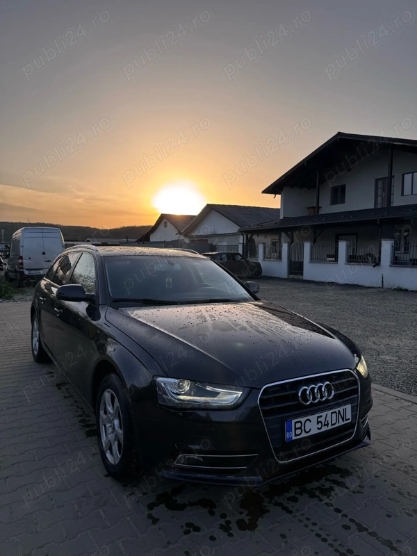AUDI A4 2012