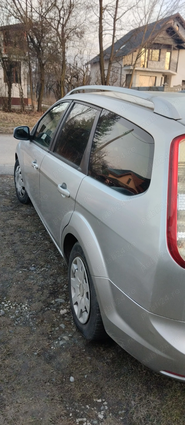 FORD Focus 2009 — imagine 4