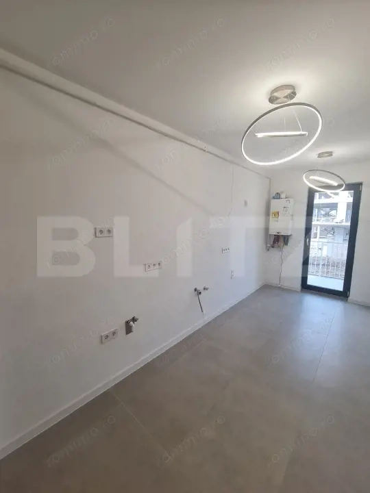 Apartament cu 3 camere, incalzire in pardoseala, terasa de 10 mp, zona centrala — fotografia 3