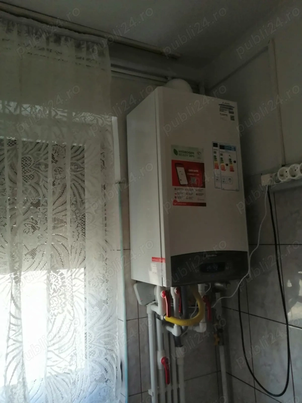 Apartament 2 camere , semidecomandat , de inchiriat vis-a vis de Campus — fotografia 3