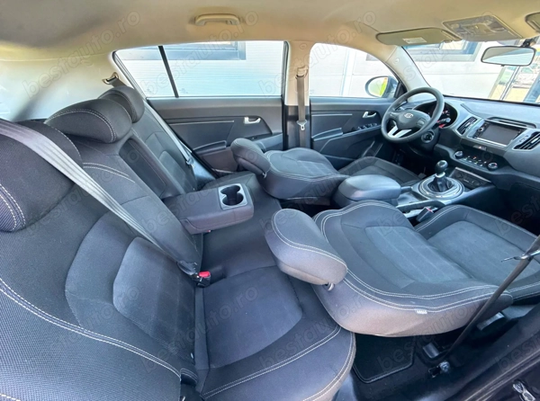 KIA Sportage 2011 — imagine 17