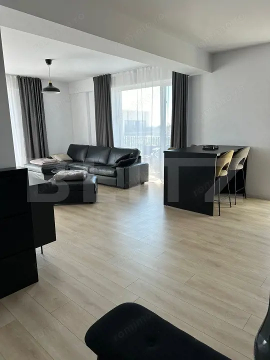 Apartament 2 camere open space, 55 mp, zona Calea Bucuresti - President — fotografia 3