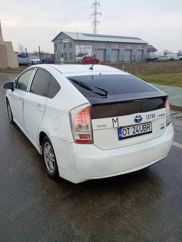 TOYOTA Prius 2013 — imagine 3