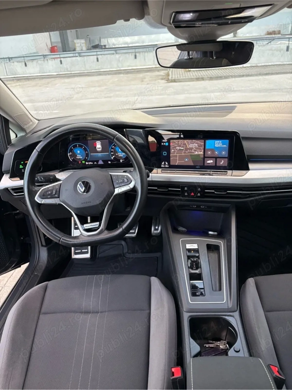 VOLKSWAGEN Golf 2021 — imagine 5