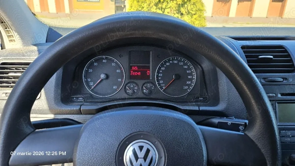 VOLKSWAGEN Golf 2004 — imagine 4