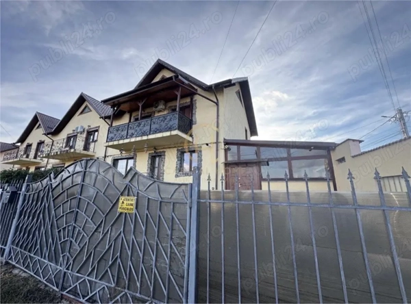 Casa Horpaz, 130mp totali, la strada principala