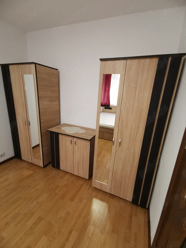 Vând apartament 2 camere Libertăți — fotografia 3
