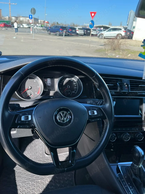 VOLKSWAGEN Golf 2015 — imagine 4