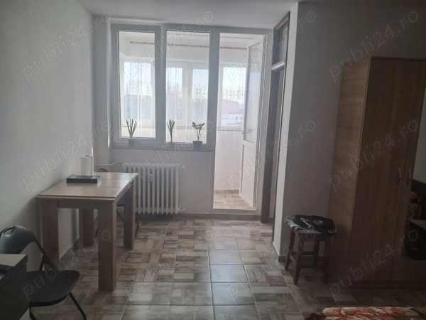 Propietar inchiriez garsoniera metrou Costin Georgian — fotografia 3